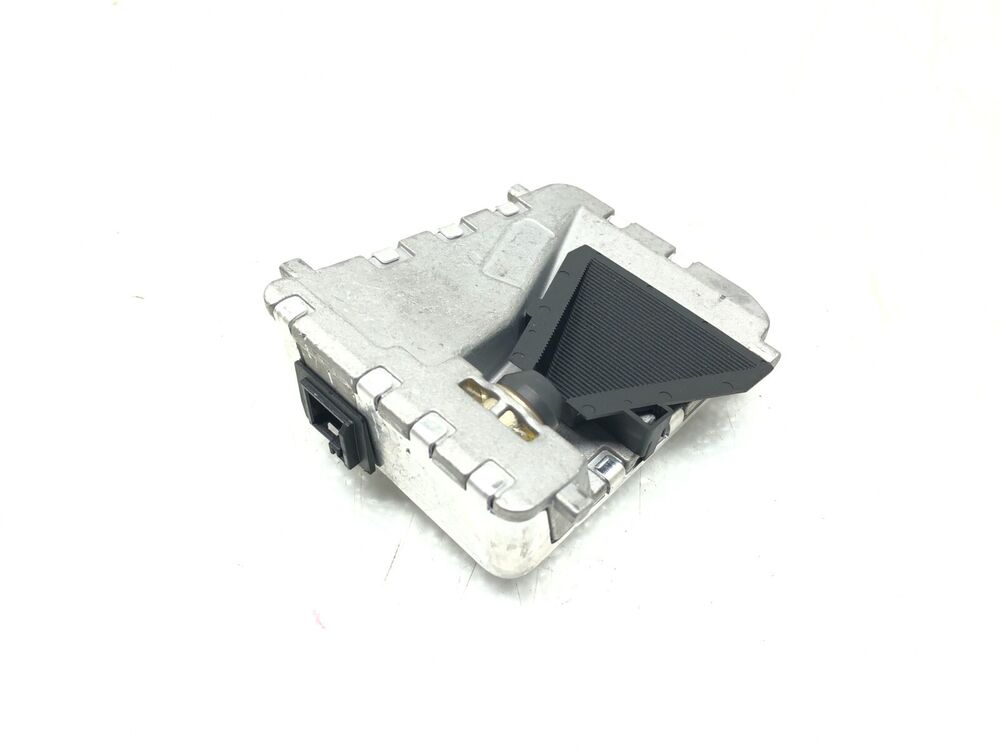 2014-2016 Mercedes E350 W212 Front Lane Keep Assist Lane Departure Camera OEM