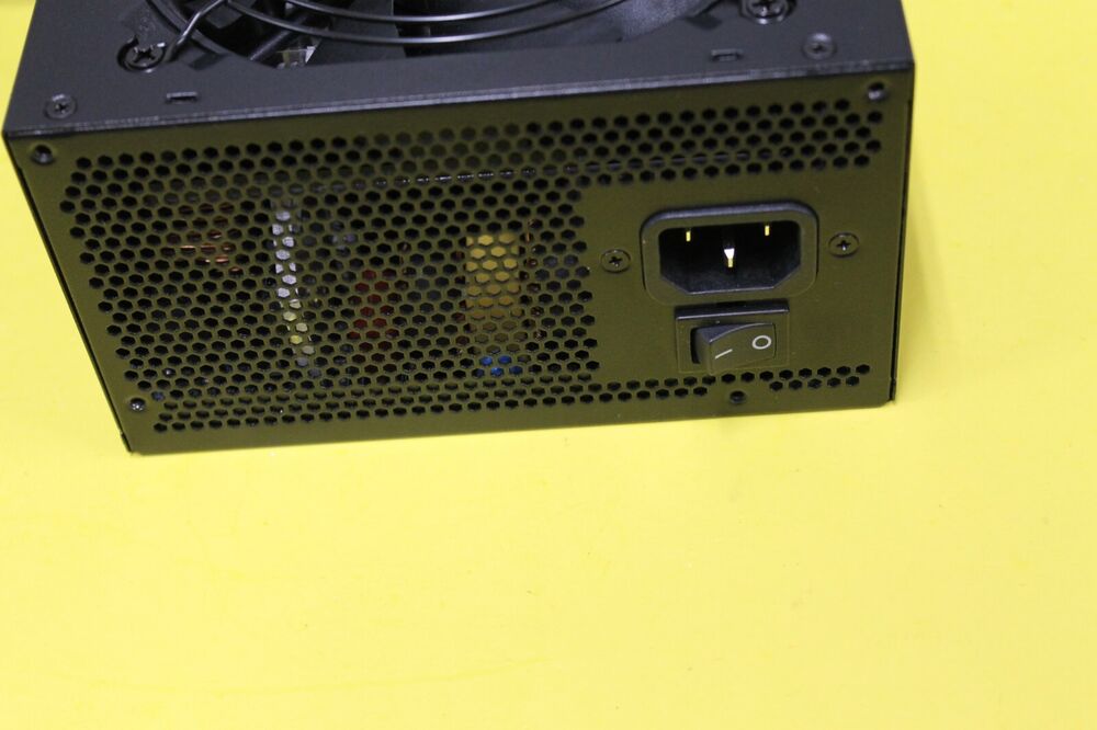 MONTECH ALPHA GOLD 750W 80+ Gold Certified Power Supply
