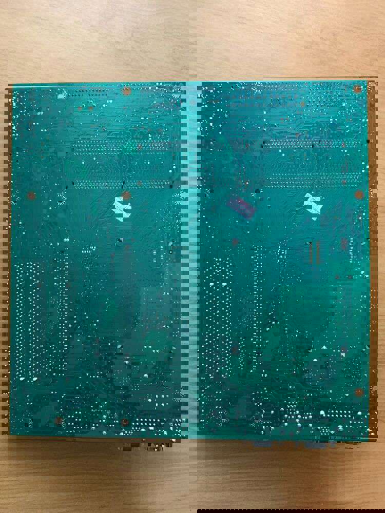 Intel D946GZIS Motherboard with Intel CPU and IO Shield - TESTED