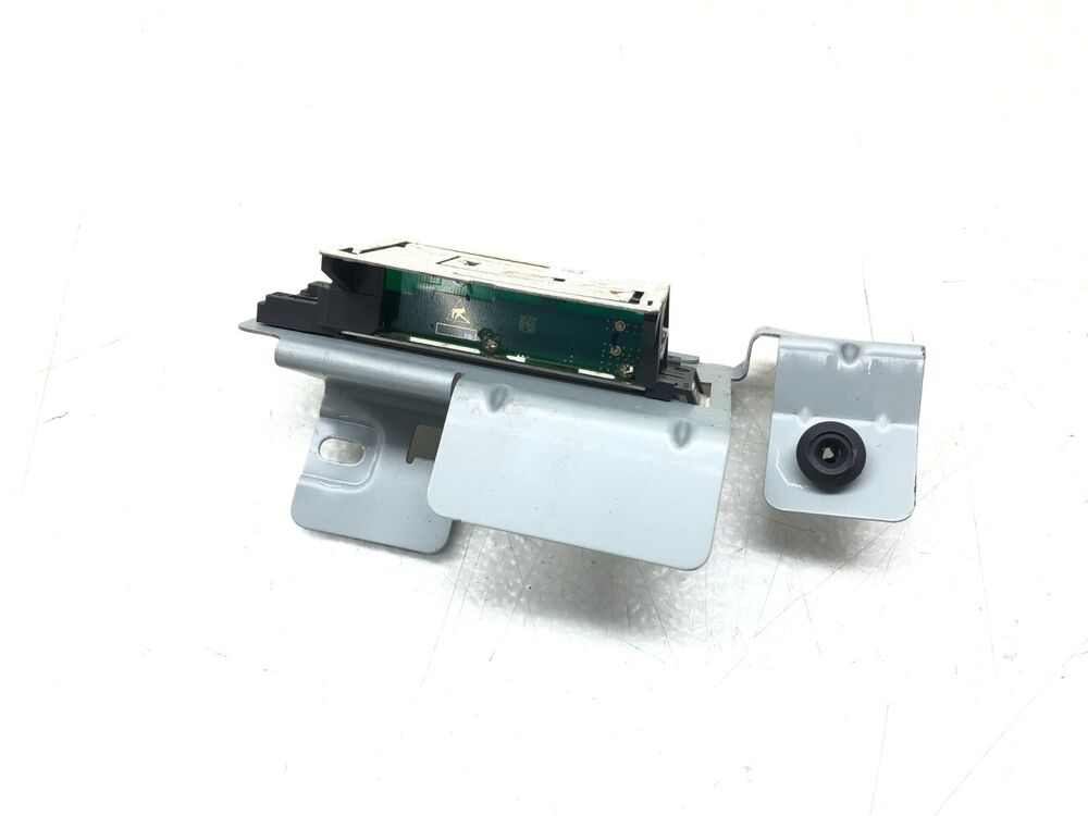 2020-2024 Ford Explorer Left Driver Rear PIFA Radio Antenna Amplifier Module OEM