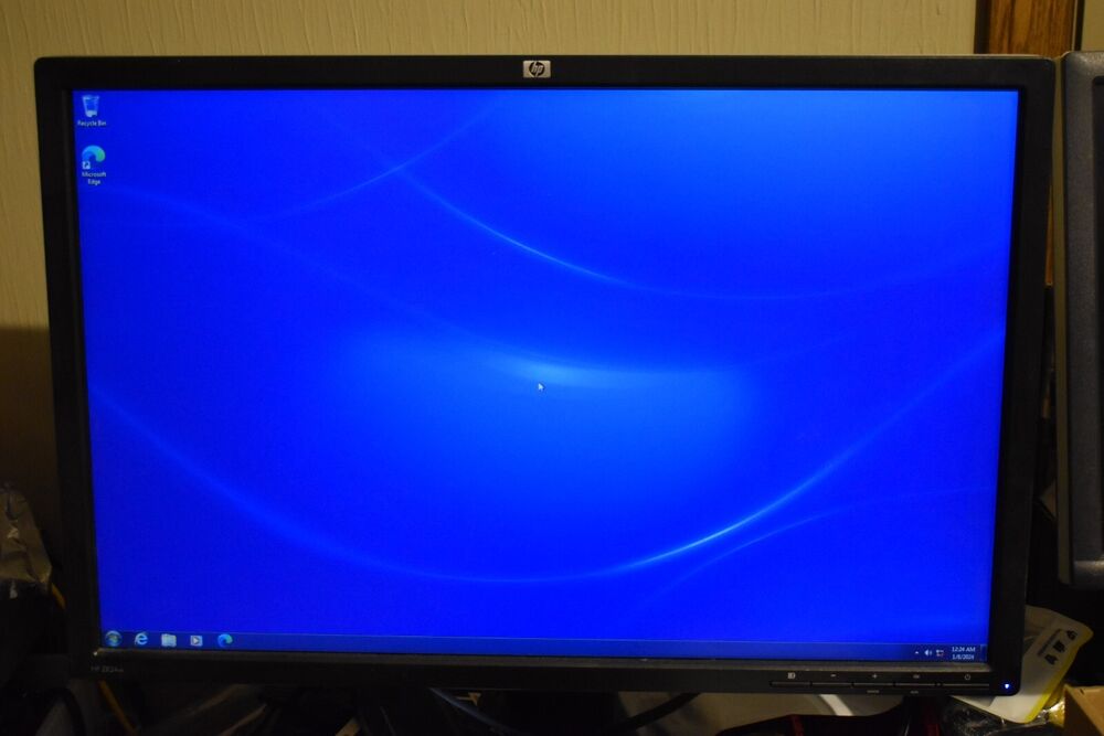 Dell Optiplex 7050 Micro Desktop PC with Intel i7-6700T, 4GB RAM, 128GB SSD