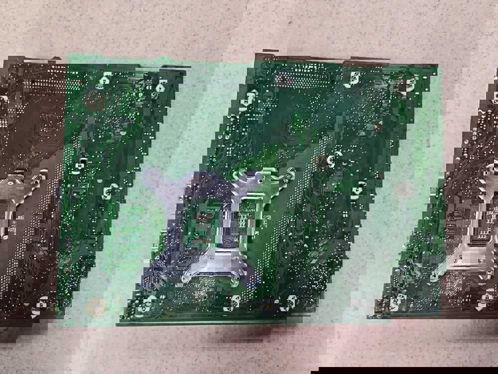 HP Desktop Motherboard - M99164-001, M99164-601, M99498, M16092-004