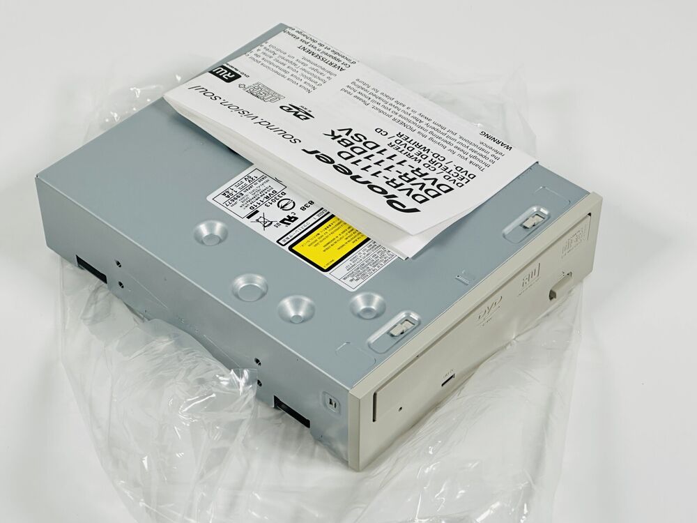 Pioneer DVR-111D IDE DVD+RW Rewriter - Beige