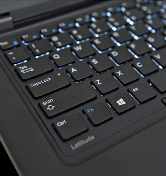 Dell 7490 14" Gaming Laptop with Intel Core i7, 32GB RAM, 1TB SSD