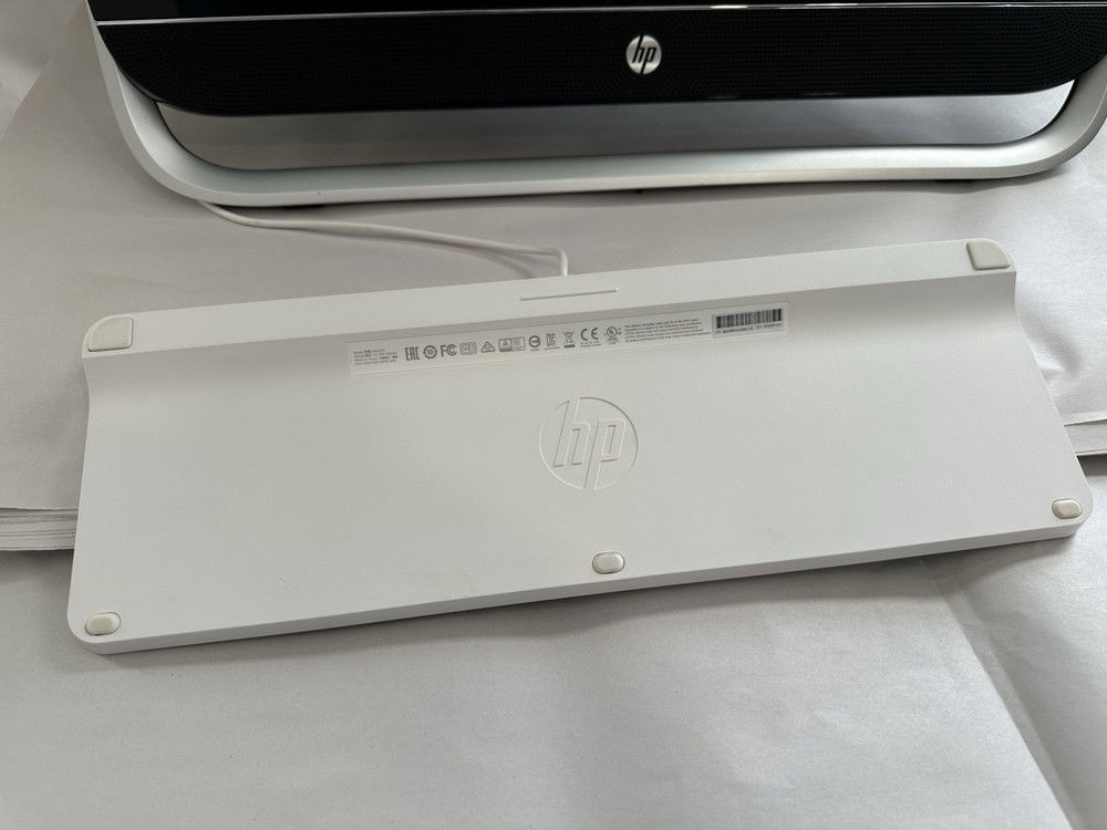 HP Pavilion All-In-One 23 q026 Desktop PC with 1TB HDD, 4GB RAM, DVD Drive, Keyboard & Mouse
