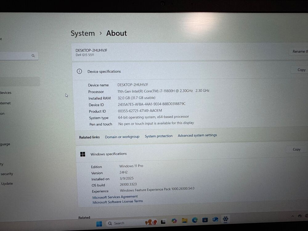Dell G15 5511 Gaming Laptop - High-Performance i7, 32GB RAM, 1TB SSD