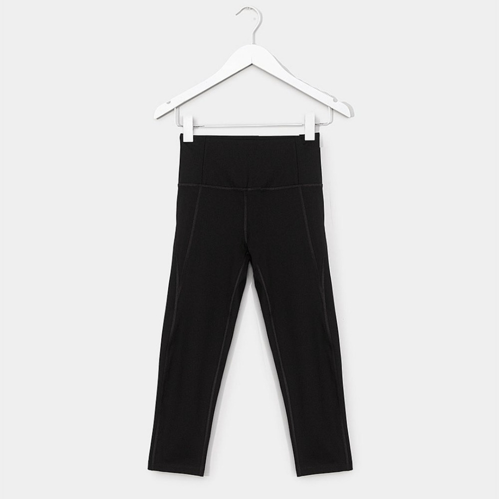 High-Waisted Compressive Capri Leggings in Black for Women