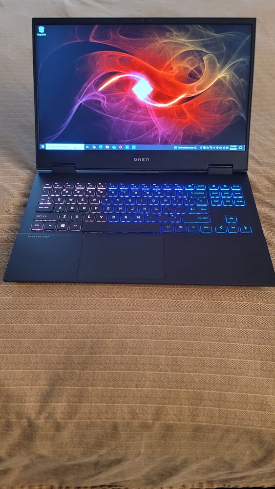 HP OMEN 15-en0013dx Gaming Laptop