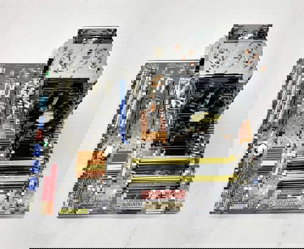 ASUS P5Q PRO TURBO Motherboard and Core2 Quad Q9650 3GHz CPU Bundle