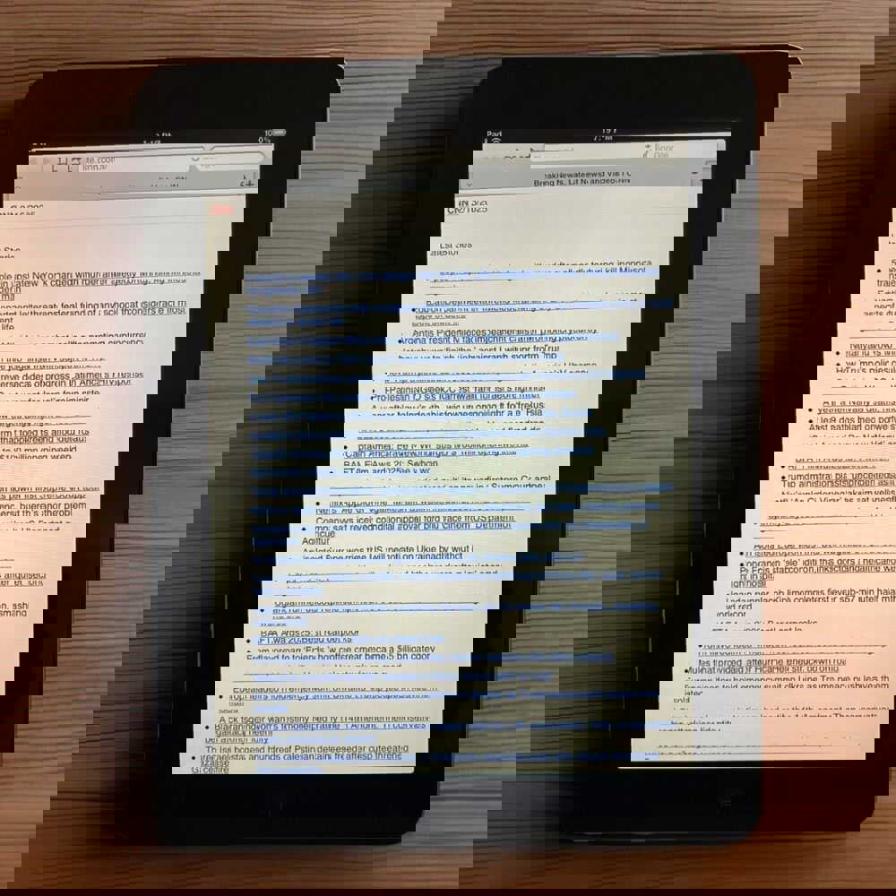 Apple iPad 1st Generation 9.7" 16GB Wi-Fi - Grade B+