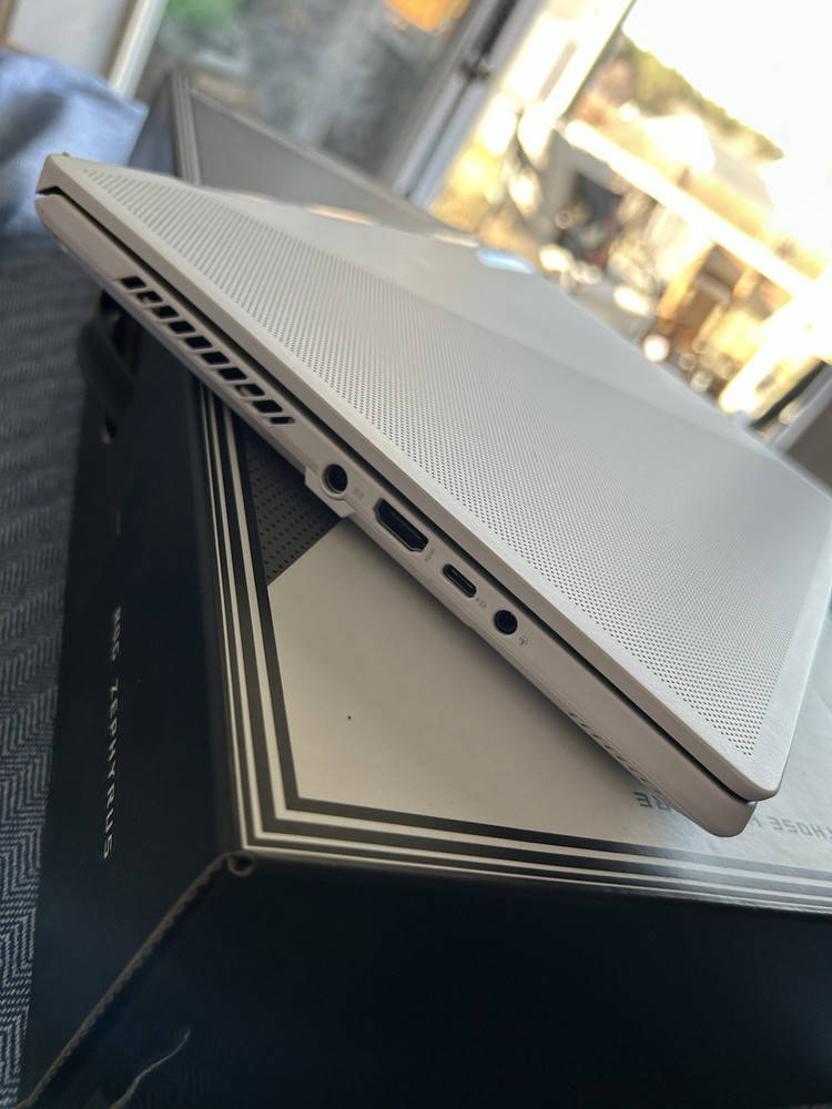 ASUS ROG Zephyrus G14 Gaming Laptop with Ryzen 9, 24GB RAM, 1TB SSD, RTX 4060