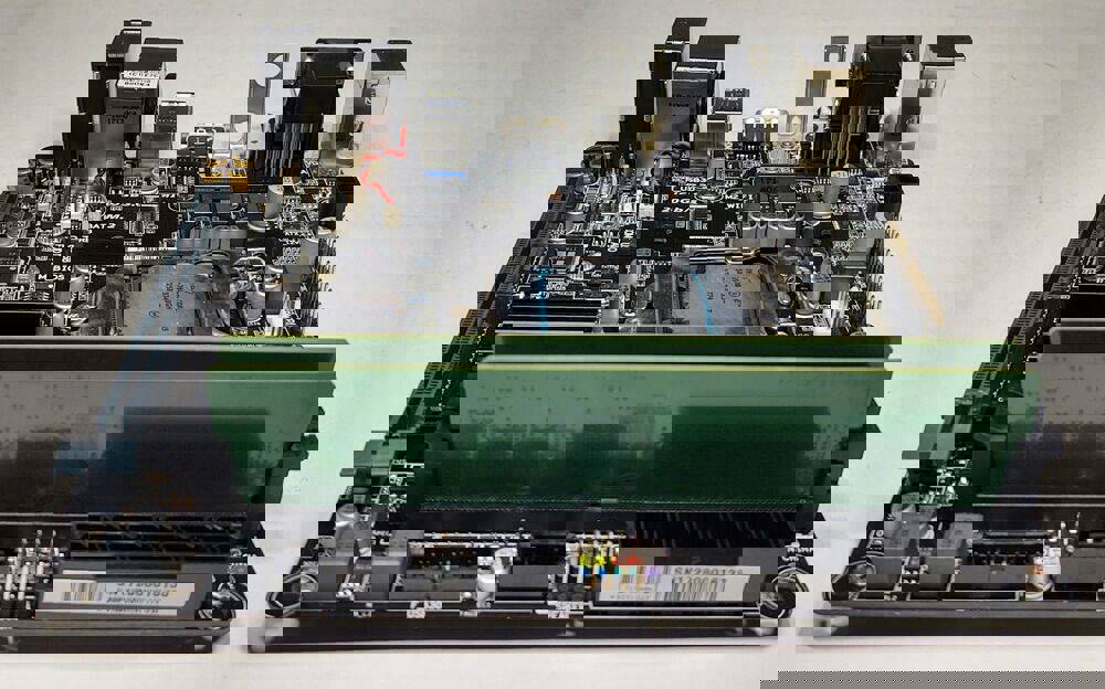 GIGABYTE GA-H110N Motherboard with Intel Core i5-7600 CPU and 16GB RAM Bundle