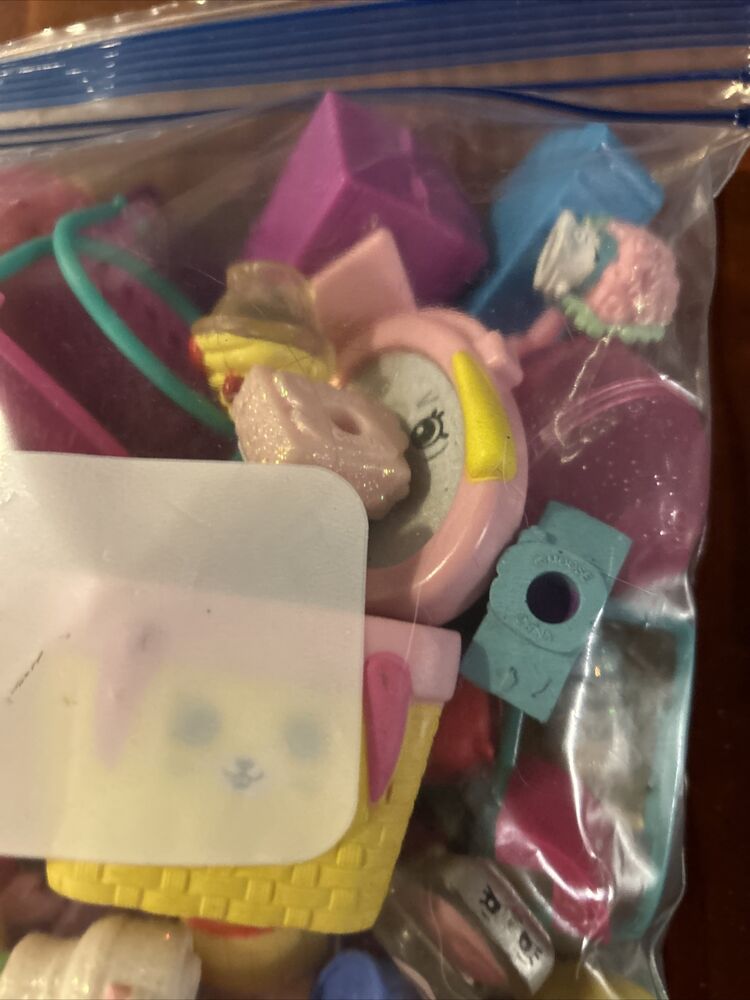 Shopkins Action Figures and Mini Vinyl Dolls Collection Set