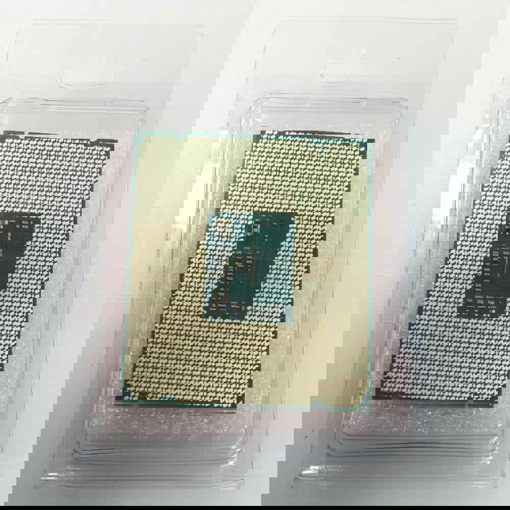 Intel SR20S Core i7-5820K 6-Core 3.3 GHz Processor - High-Performance Computing Solution