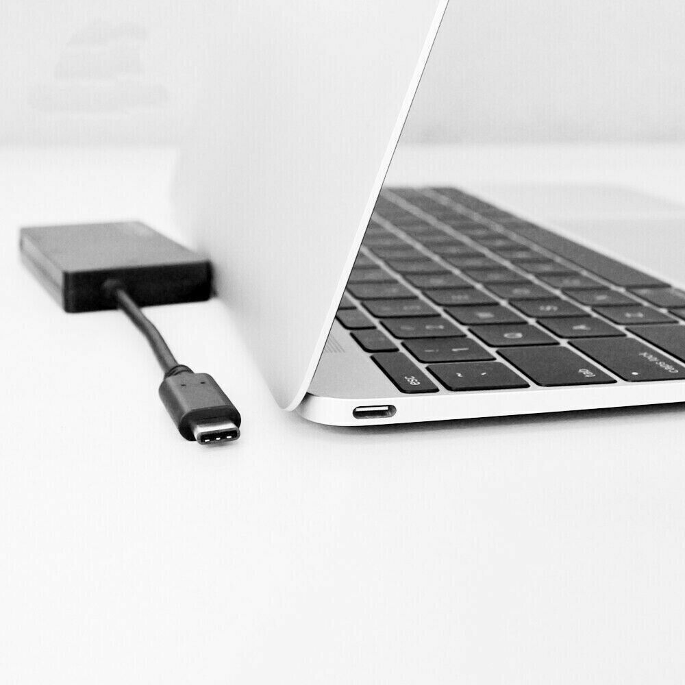 4 Port USB 3.0 Hub with Power Adapter for Enhanced Connectivity