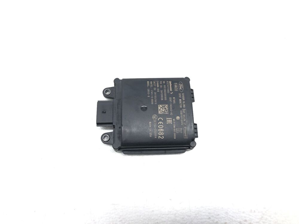 2017-2020 Lincoln Continental Blind Spot Radar Monitor Sensor Module OEM