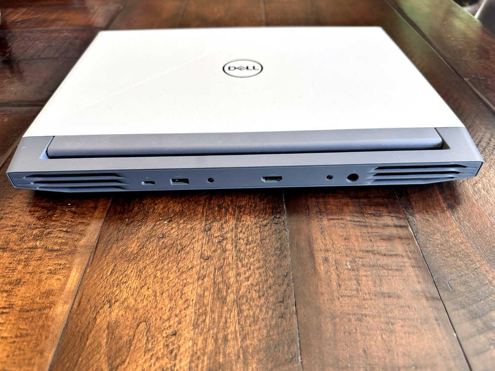 Dell G15 5515 Ryzen 7 Gaming Laptop with RTX 3050Ti