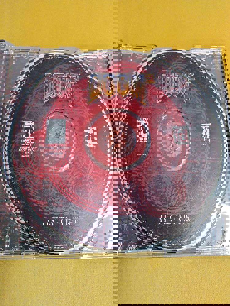 Doom 3 PC Video Game - 3-Disc Set (2004) by ID Software