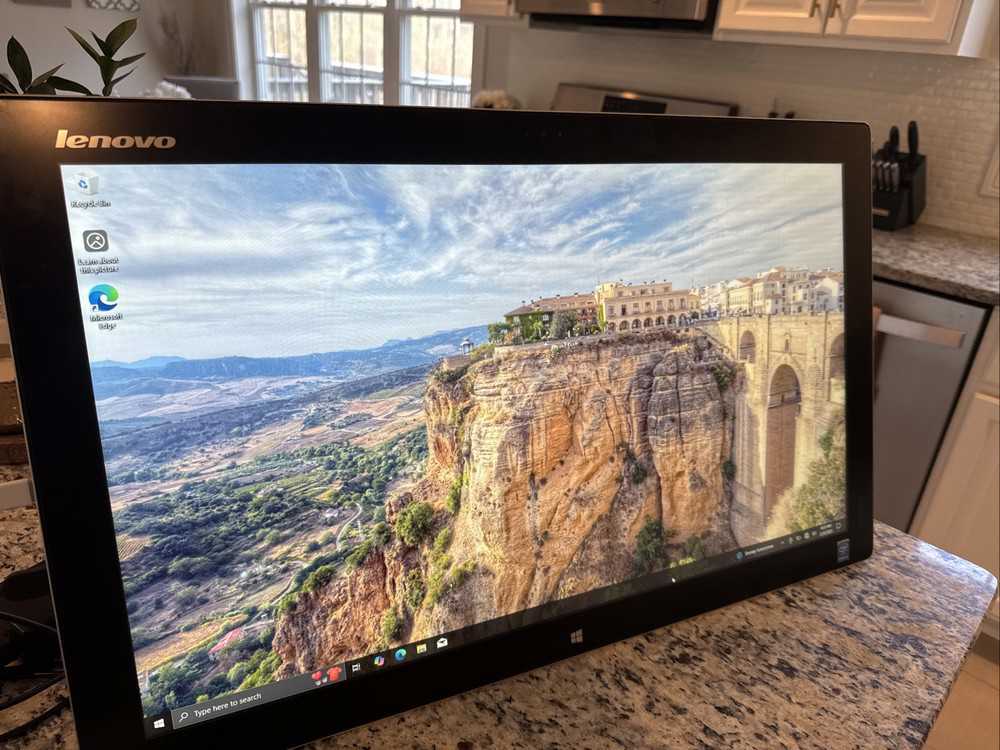 Lenovo Horizon2 27" All-in-One Tablet Computer