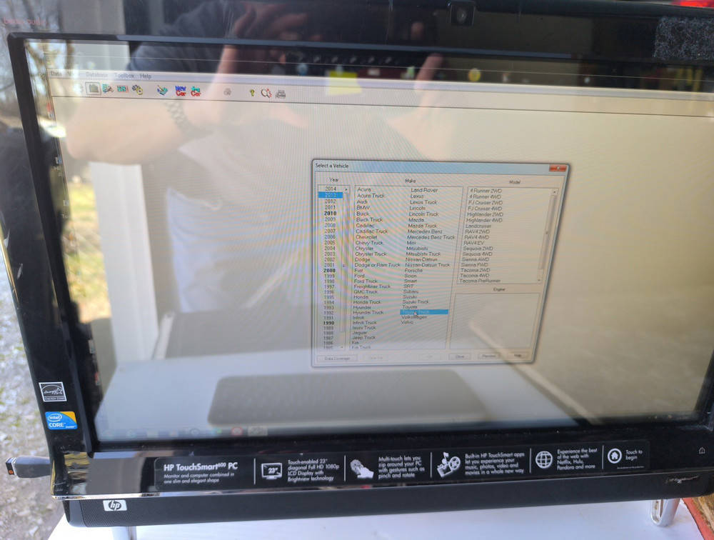 Hp TouchSmart 600 AIO i3 2TB 4GB Desktop with All Data and Mitchell Repair Software, TV Included