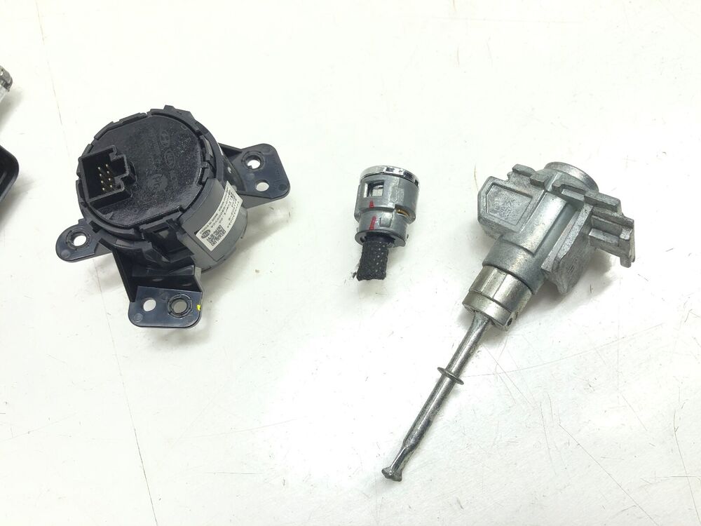 2019-2021 Genesis G70 Engine Control Module ECM ECU with Key & Door Lock - OEM