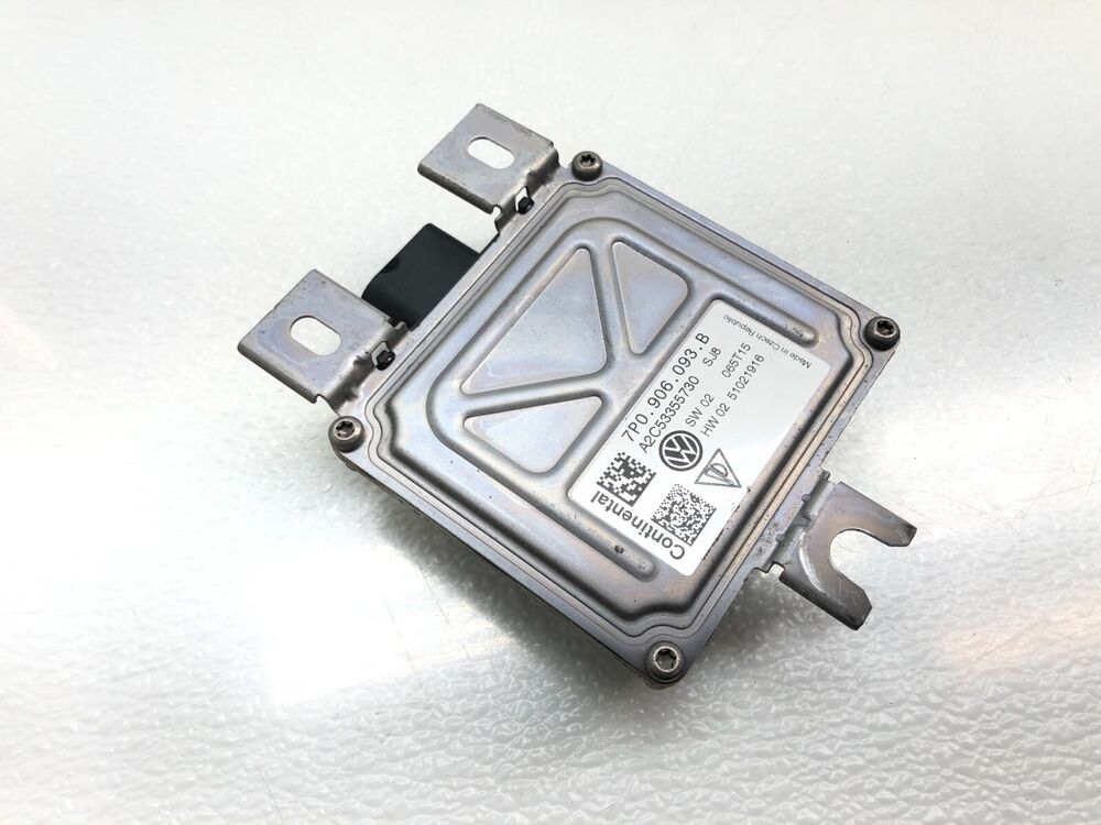 2010-2016 Porsche Panamera 4S Fuel Pump Control Module - OEM