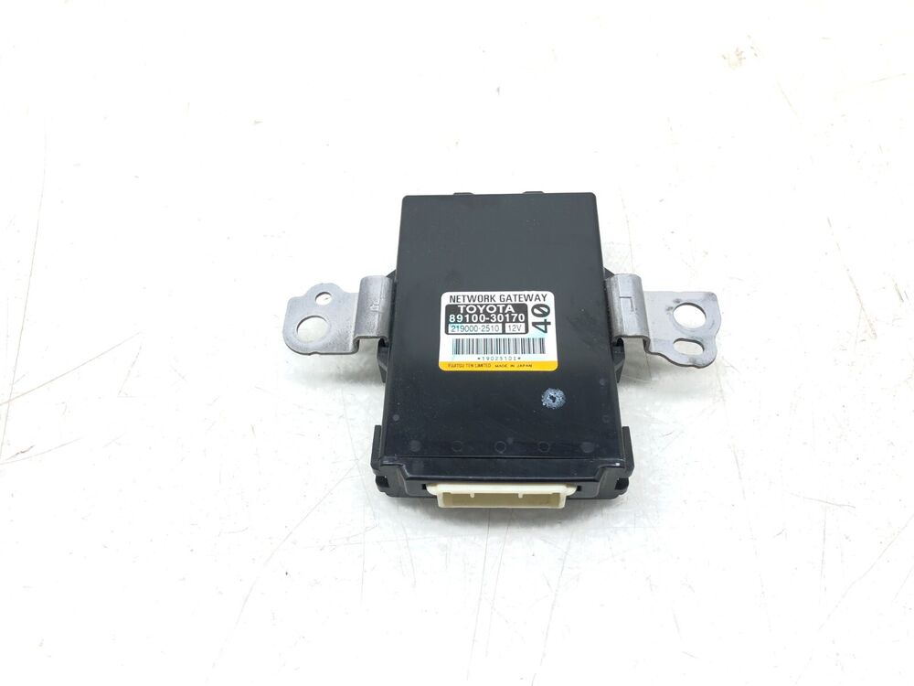 2013-2019 Lexus GS350 Network Gateway Control Module OEM