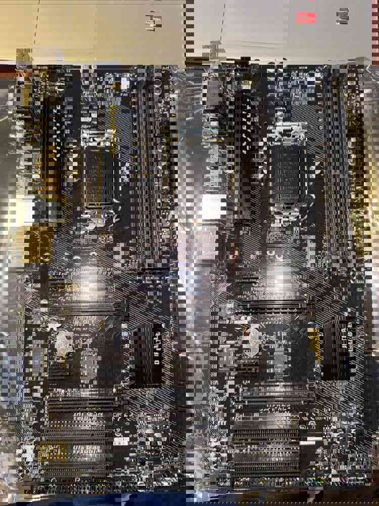 GIGABYTE GA-B250-HD3 (rev. 1.0) Intel B250 ATX Motherboard