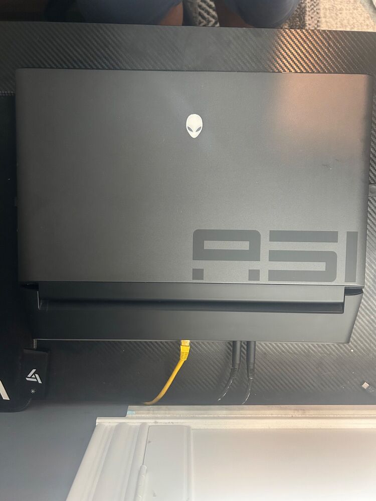 Powerhouse Gaming Beast - Alienware Area-51m R2 Laptop