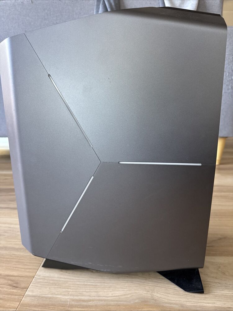 Alienware Aurora R6 R7 R8 Gaming PC Case with DVD Drive and WiFi