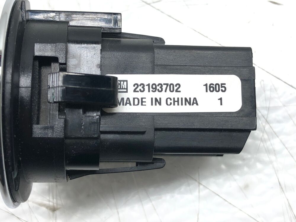2015-2016 Chevrolet Suburban Engine Control Unit (ECU) with Key and Start Switch OEM