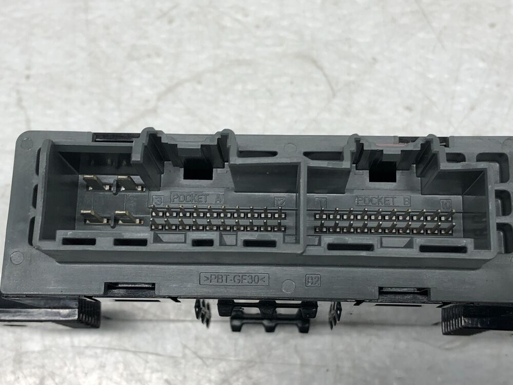 2017-2020 Lincoln Continental Right Passenger Front Door Control Module OEM