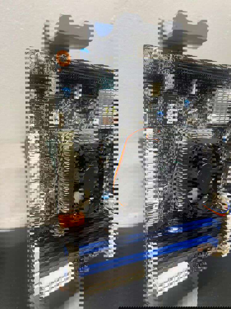 GIGABYTE MB10-DATTO Motherboard with CPU - High-Performance Computing Solution