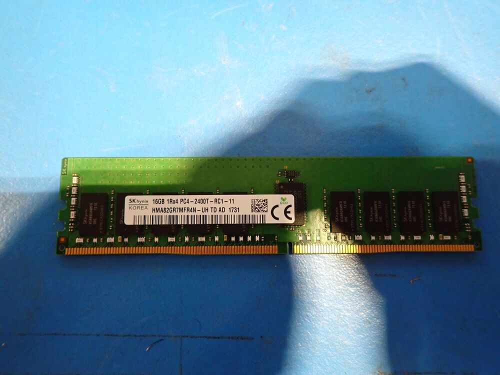 HMA82GR7MFR4N-UH SK Hynix 16GB DDR4-2400 Memory Module