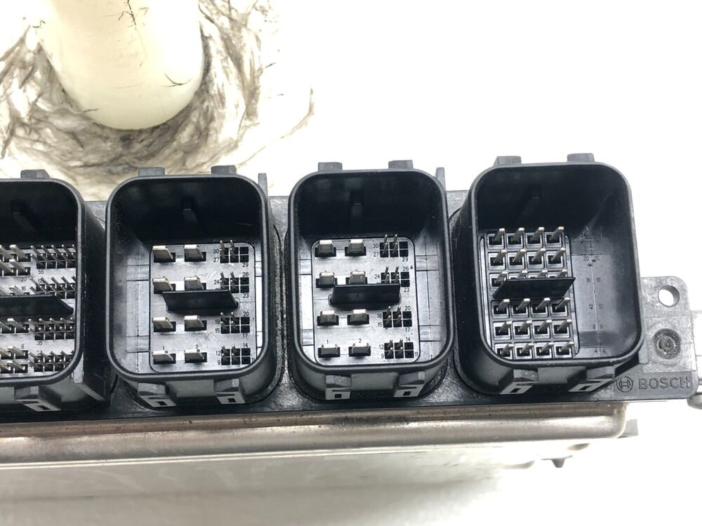 2016-2019 BMW 740I G12 ECU PCM Engine Control Module with Push Start