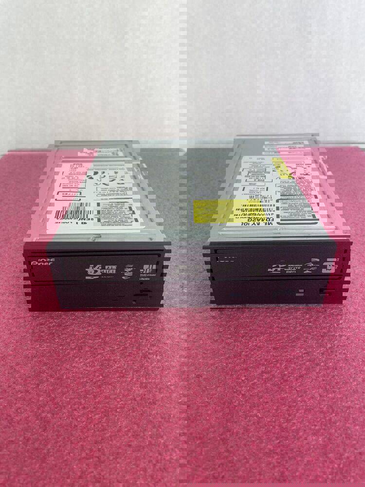 Pioneer DVR-213LS Internal SATA Optical Drive - High-Speed DVD/CD Writer