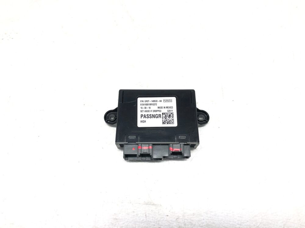 2017-2020 Lincoln Continental Right Passenger Front Door Control Module OEM
