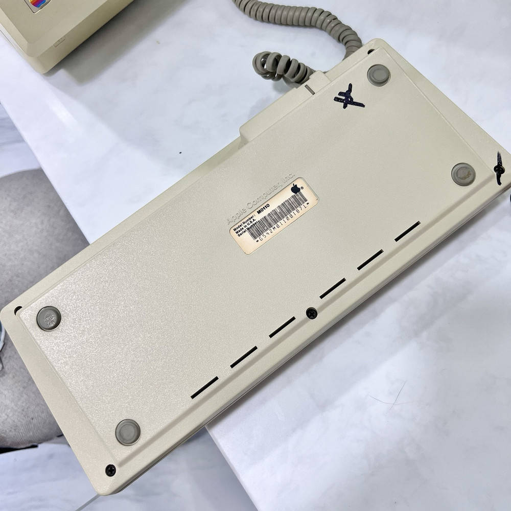 Vintage Apple Macintosh 512K Computer with Accessories