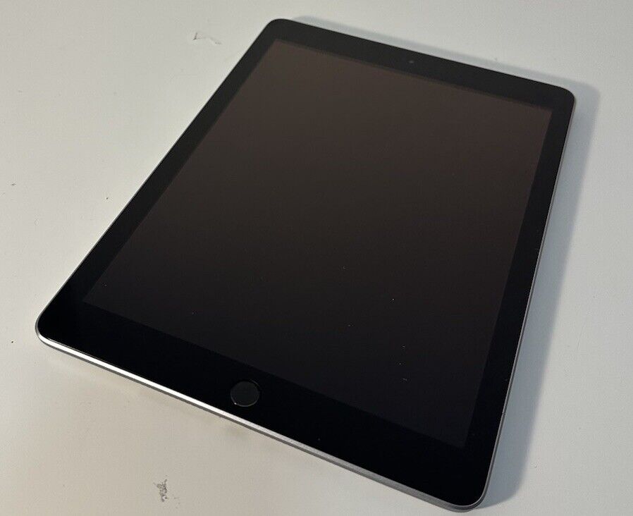 Apple iPad (6th Generation) A1893 128GB Wi-Fi Tablet - Space Gray