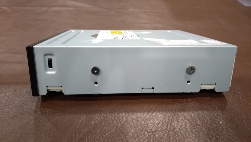 Phillips/Lite-On DH-16D3S SATA DVD-ROM Drive