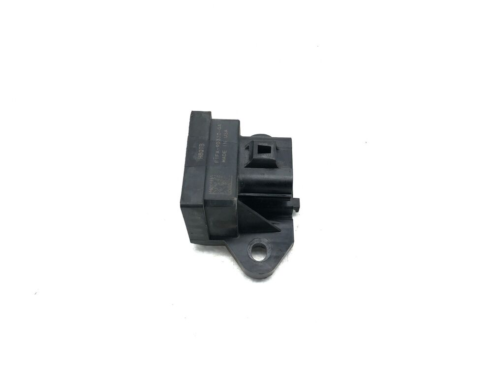 2019-2023 Lincoln Nautilus 2.0L Fuel Pump Control Module - OEM