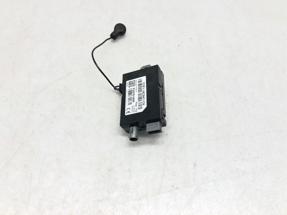 2019-2023 Lincoln Nautilus Radio Antenna Amplifier Control Module OEM