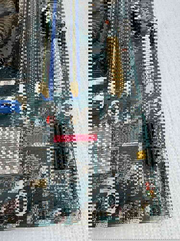 Intel DH55PJ H55 Express Chipset Motherboard with RAM