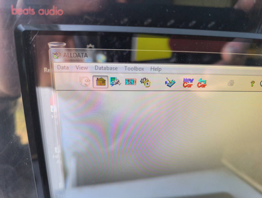 Hp TouchSmart 600 AIO i3 2TB 4GB Desktop with All Data and Mitchell Repair Software, TV Included