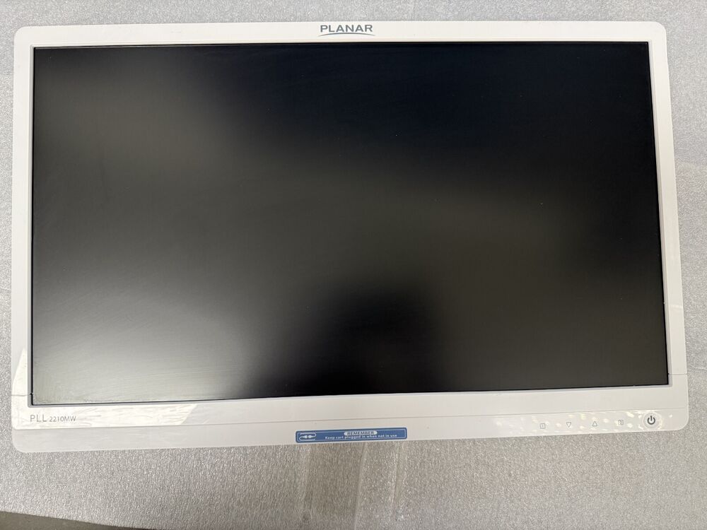 Dual Planar 22" Grade A 1920x1080 LCD Monitors with Dual Stand
