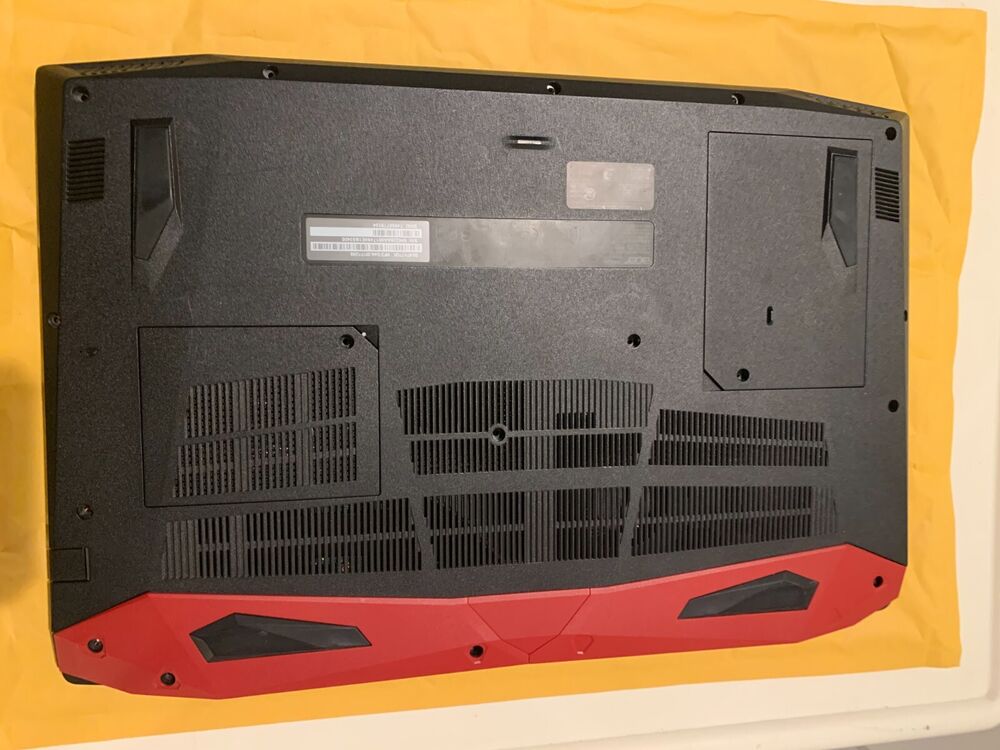 15.6" Acer Predator Helios 300 Gaming Laptop with i7 and GeForce GTX