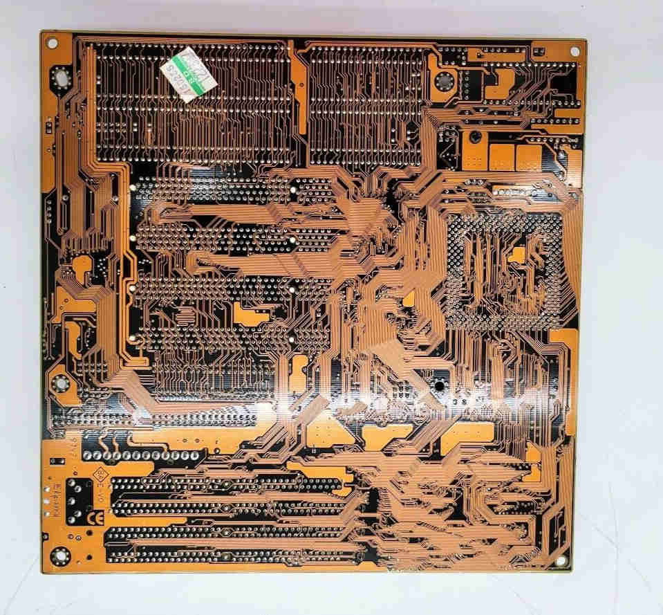 Intel 200MHz CPU with 16MB RAM and Motherboard M558 Bundle