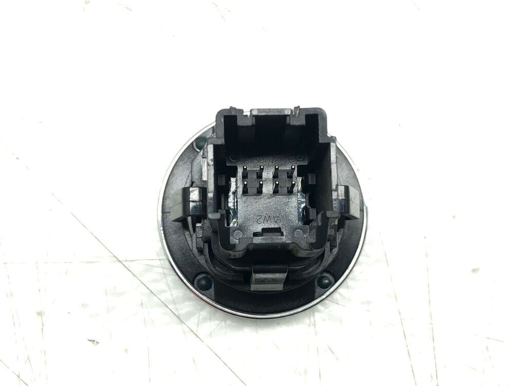 2015-2016 Chevrolet Suburban Engine Control Unit (ECU) with Key and Start Switch OEM