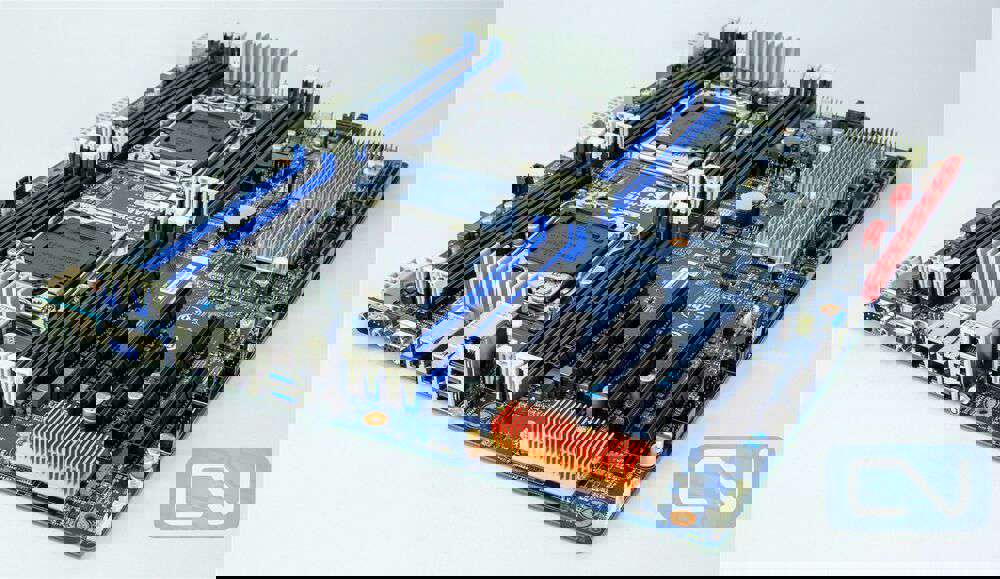 Gigabyte MD70-HB0 12Gbps SAS Dual Socket LGA 2011-3 Server Motherboard
