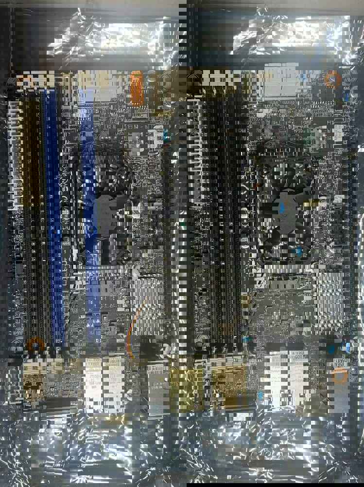 GIGABYTE MB10-DATTO Motherboard with CPU - High-Performance Computing Solution